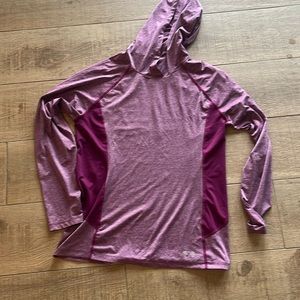 Under Armour workout long sleeve top with a hoodie medium large